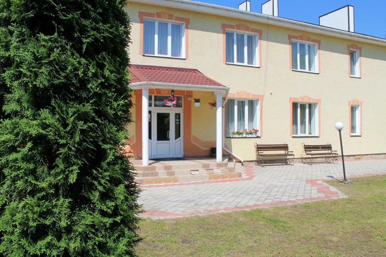 Kremin Hotel Kremenetsʼ Eksteriør billede