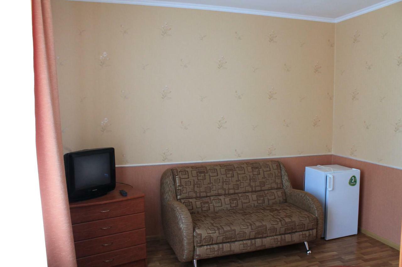 Kremin Hotel Kremenetsʼ Eksteriør billede