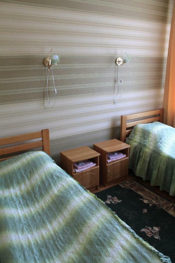 Kremin Hotel Kremenetsʼ Eksteriør billede