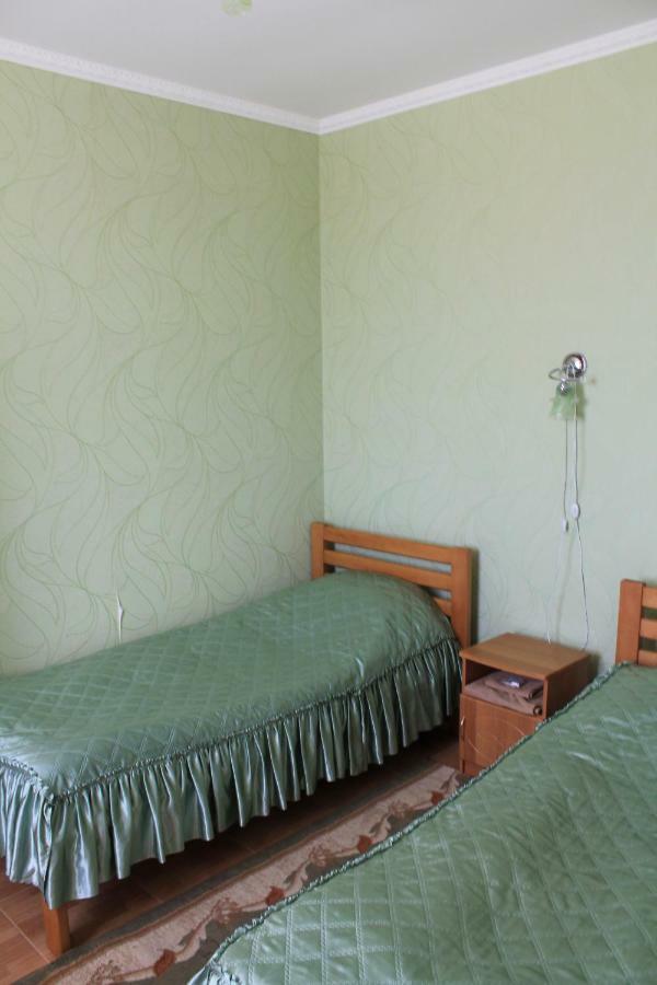 Kremin Hotel Kremenetsʼ Eksteriør billede