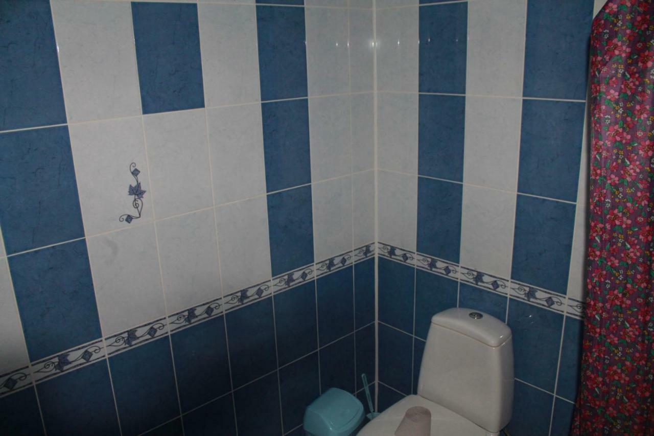Kremin Hotel Kremenetsʼ Eksteriør billede